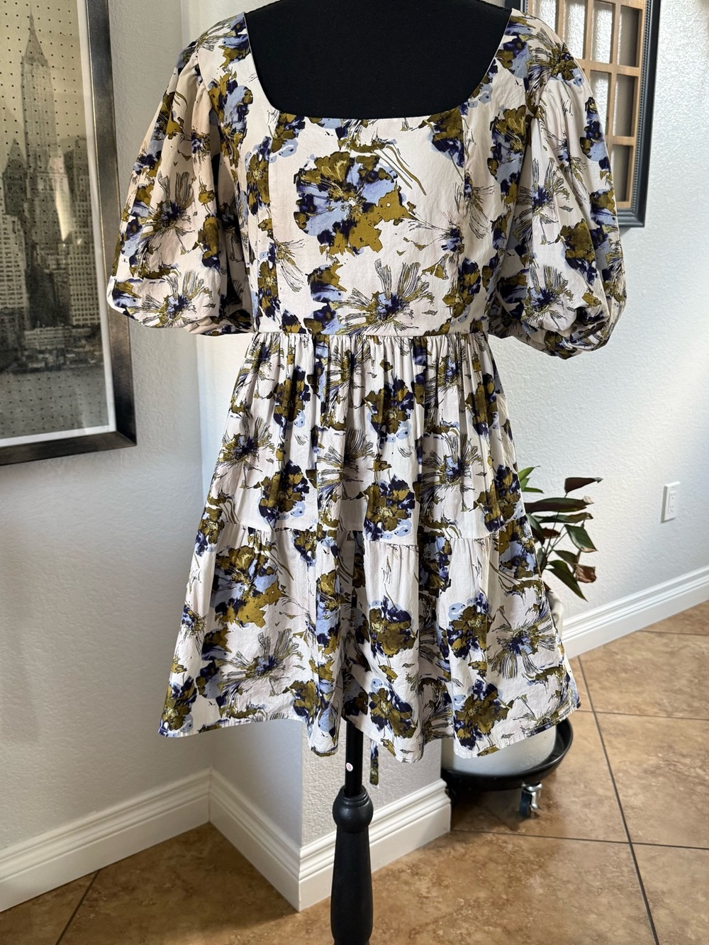 BaeVely Square Neck Puff Sleeve romper in Cream Floral